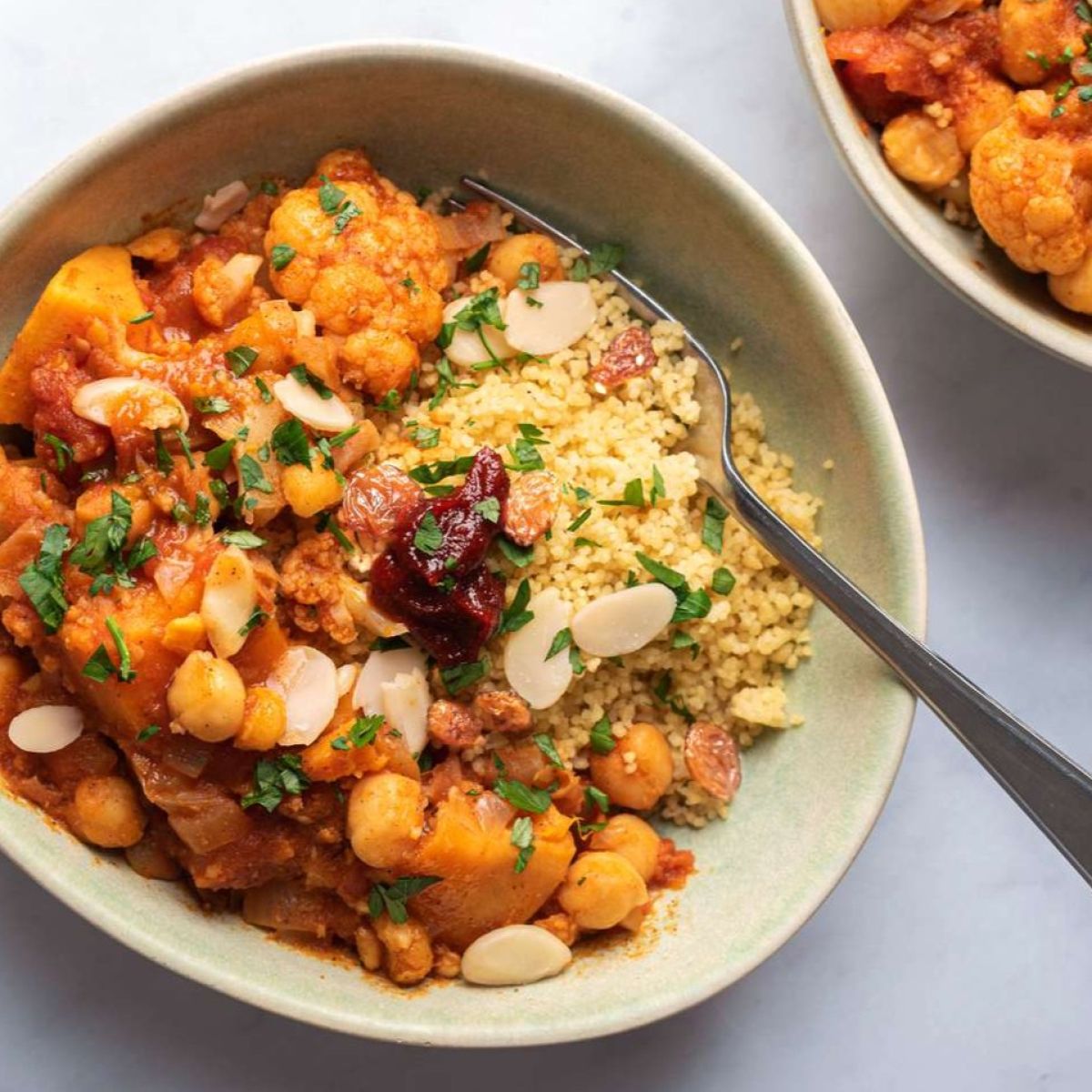 Tajine végétarienne aux pois chiches, abricots et couscous SQ