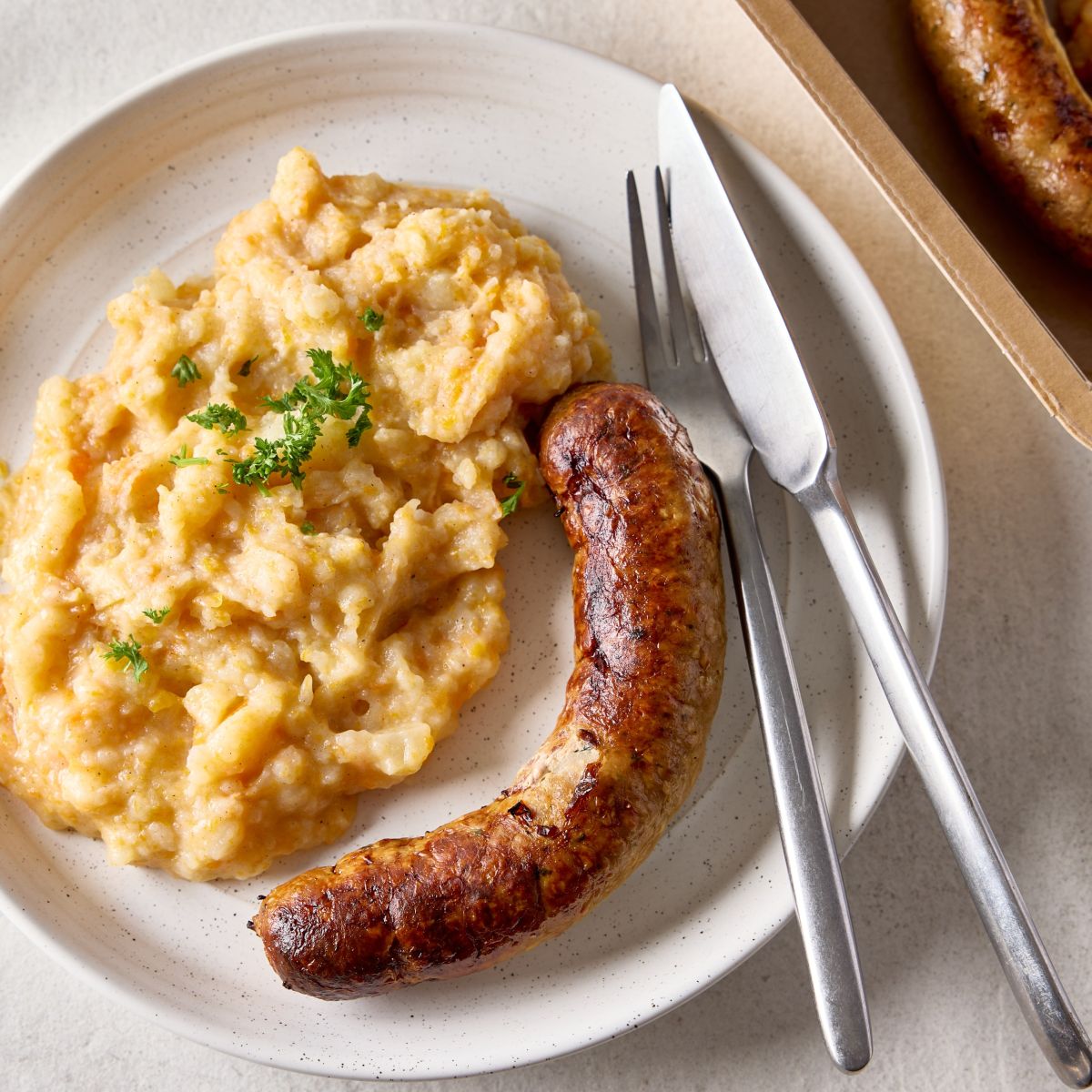 Saucisse de campagne avec stoemp de carottes SQ